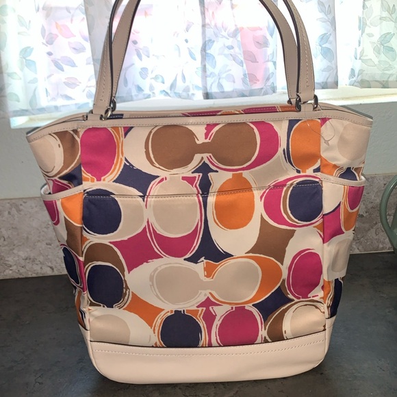 Brand New! Coach Park Hand Drawn Scarf Print Tote - Picture 2 of 6